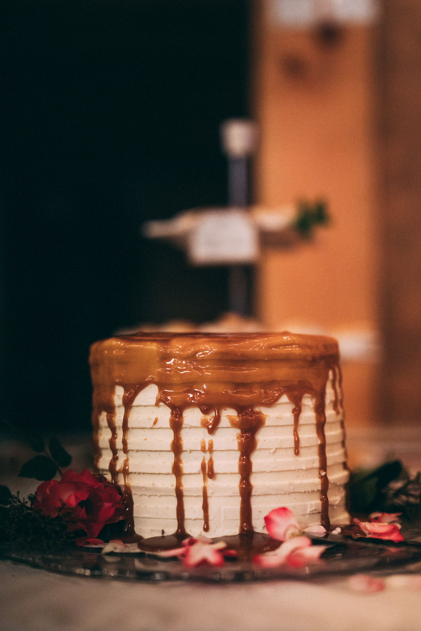 drip wedding cake