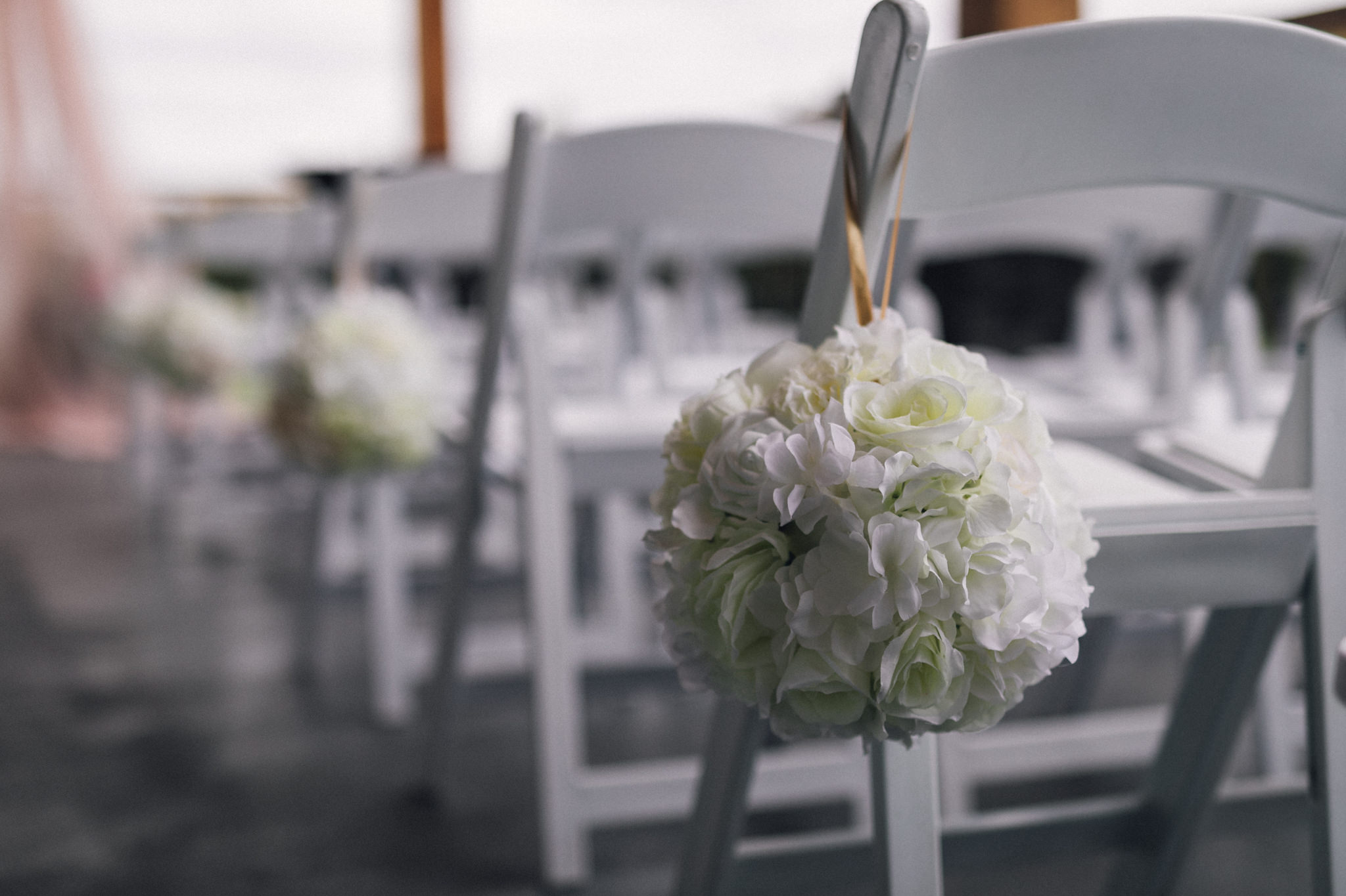 simple wedding decor