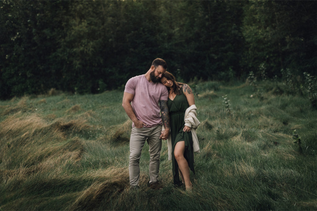 sunset summer engagement at red tin barn