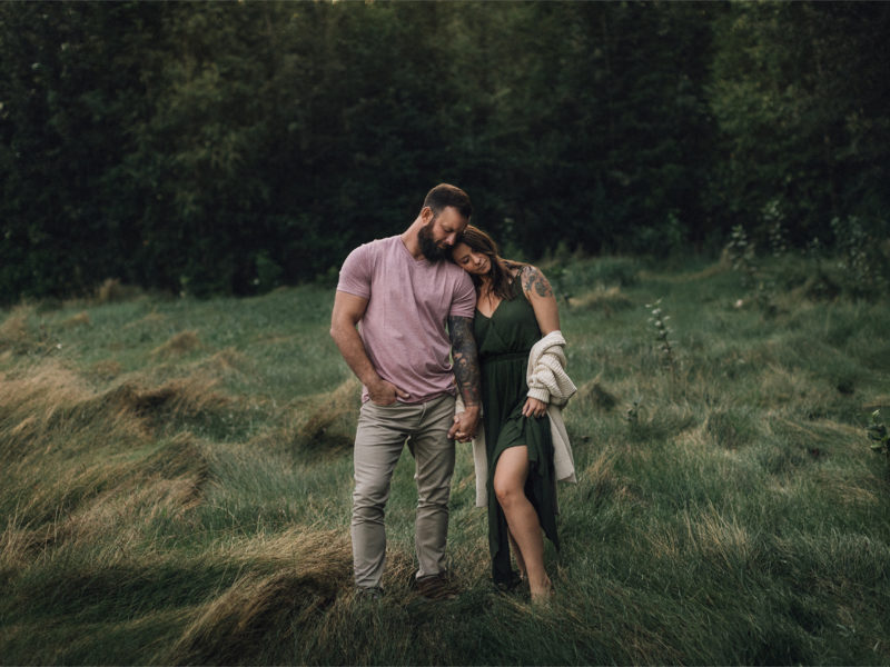 sunset summer engagement at red tin barn